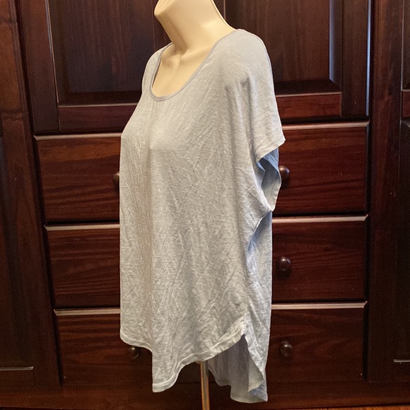 💰SAVVI SM-MD Light Blue Oversized Relaxed Boxy Curved Hi Low Hem TIDES Top - Picture 7 of 13